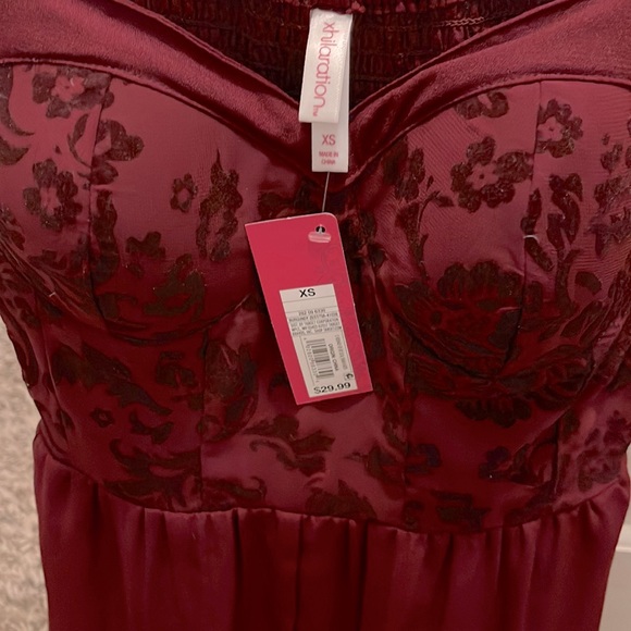 Maroon Jumpsuit - Target - Size XS - NEVER WORN new with tags - Picture 2 of 2